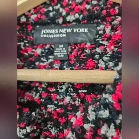 Jones New York Pink, Black, and Gray Bouclé Wool Blend Cardigan, Size Med - Picture 4 of 5